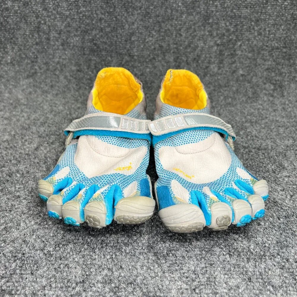 Vibram FiveFingers Bikila Shoes Women's Size‎ 9 Grey Athletic Training Sneakers